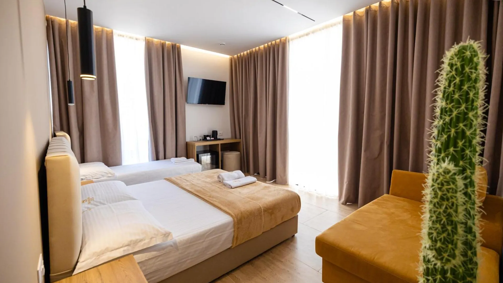 Hotel Sea & Sand Wlora