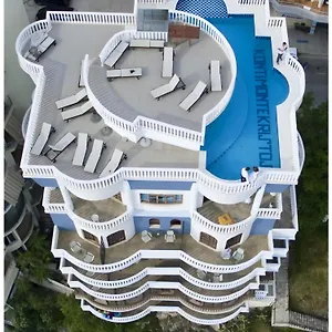 Hotell Monte Cristo With Rooftop Pool, Sarandë