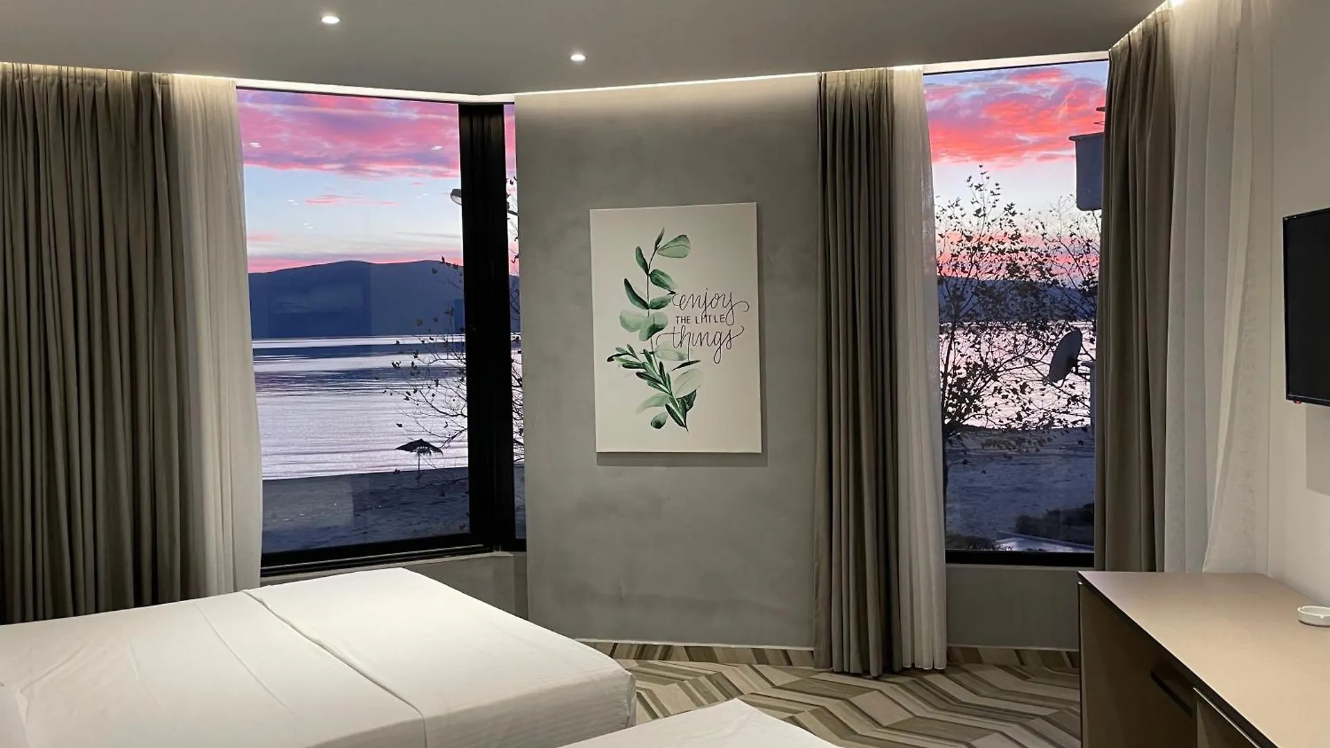 Hotel Sea & Sand Vlore
