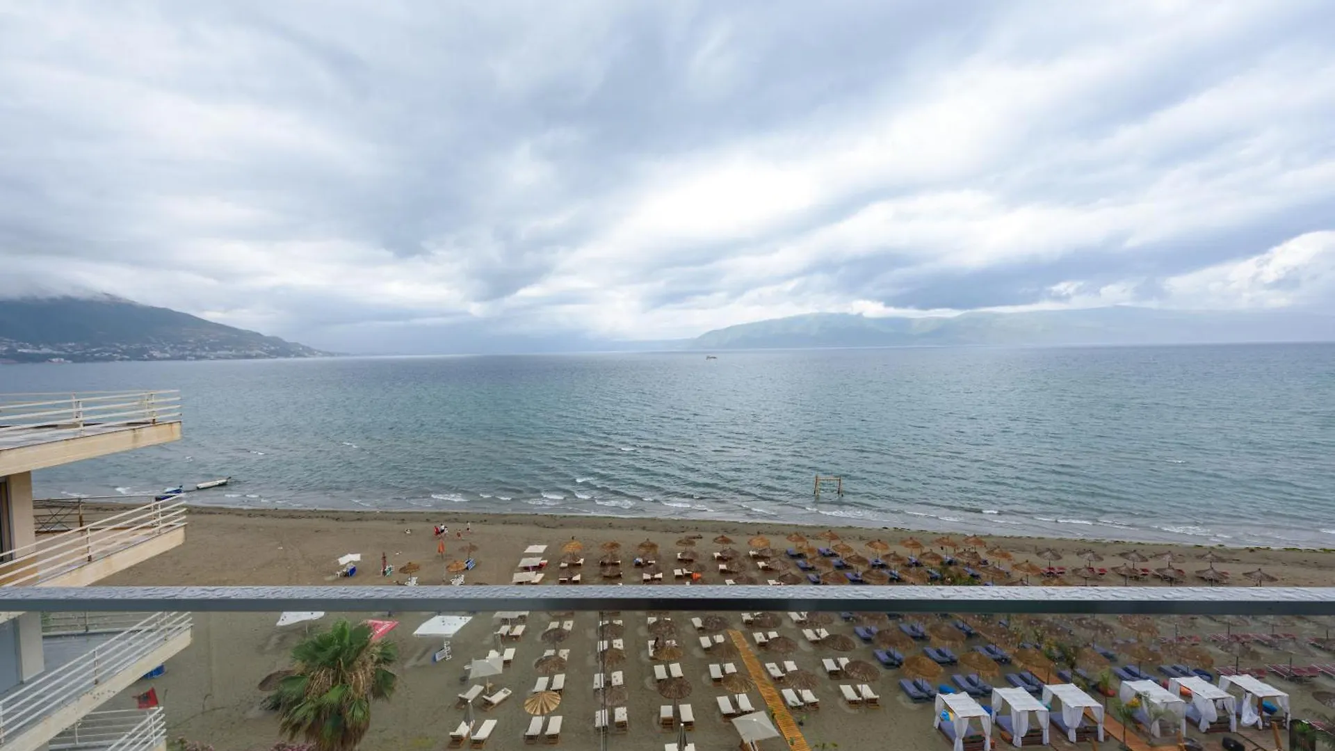 Sea & Sand Vlore 4*,  Albania